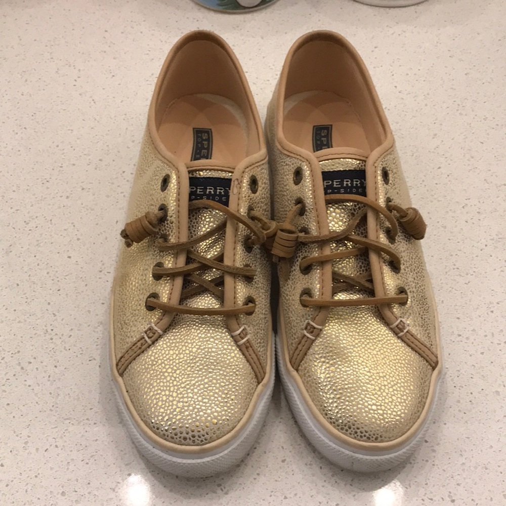 Sperry Sneakers